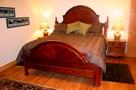 Girdwood area Bed and Breakfast - Relax in Turnagain View BnB's ROCK room